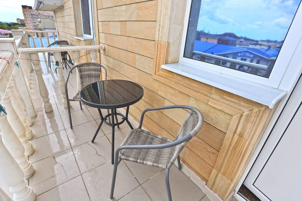 Автобусом к морю из Тулы в Лазаревское Отель ВАЛЕНТИНА балкон