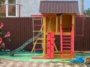 Автобусные туры к морю из Тулы в Крым Саки гостевой дом ЗЕЛЕНЫЙ ДВОРИК детская площадка