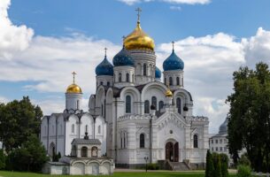 Автобусом из Тулы в Дзержинск Московская область Николо-Угрешский монастырь